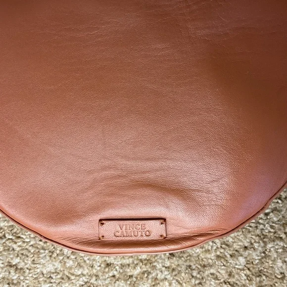 Vince Camuto Brown Leather Crossbody Bag Gold Hardware Adjustable Strap Mini - Picture 11 of 12